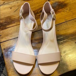 12 Dexflex comfort light pink wedge sandal